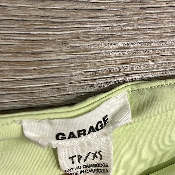 Garage Spandex Crop Top - Picture 3 of 4